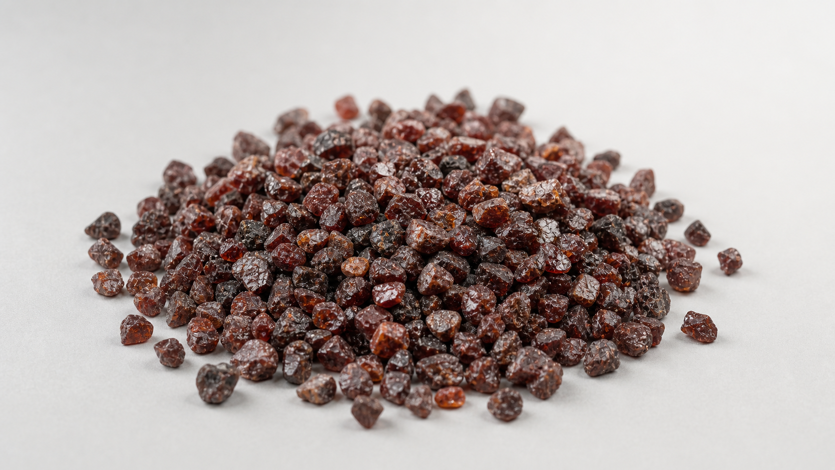 Macro close-up of Rummana Garnet abrasive grains